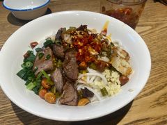 -牛八宝桂林米粉(八里庄店)