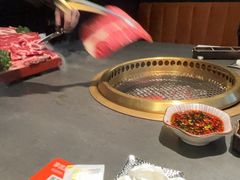 -铭牛烧肉·和牛海鲜自助(高新月牙湖店)