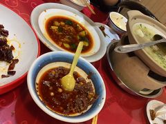 -冯烫烫跷脚牛肉·川菜小馆(武胜西街店)