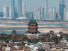 -绳金塔