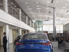 -天津波士信达奔驰4S店(卫津南路店)