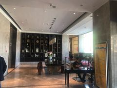 -铂逸梦秦酒店(横店梦幻谷店)