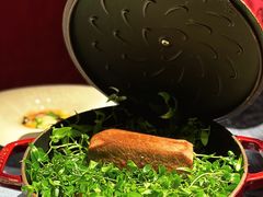 -弦月窗LUNETTE BY AMANDA(复兴路店)