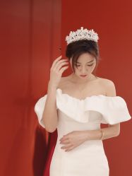 -派丽莫Pellimo原创设计婚纱品牌