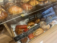 -沁屋面包店(人民东路店)