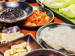 -肉甲韩国木炭烤肉(新壹街1店)