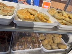 -护国寺小吃店(红莲南路店)