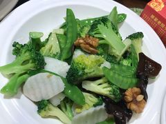 -那家老院子东北菜·饺子·小鸡炖蘑菇(艳华街店)