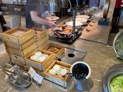 -南湖名都·景湖轩全日制餐厅·海鲜自助·东南亚风味·临湖而食