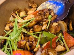 -快乐海鲜城(虎泉街店)