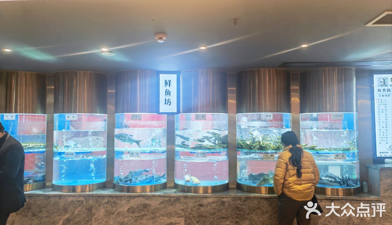 比其他家火锅鱼好吃亿点点｜老船舫