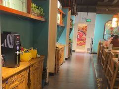 -偶屋里钵少爷(时代广场店)