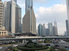 -陆家嘴空中步行连廊
