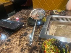 -牛里牛气· 榴莲海鲜鲜牛肉自助火锅·烤肉(横岗店)