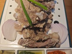 -俭寨大盘鸡·手抓肉·烧烤新疆菜(乌苏路店)