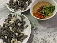 -尹记门钉肉饼(丰台站店)