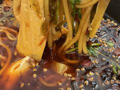 -鸿顺老铁锅美蛙鱼府(解放碑店)