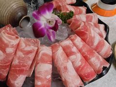 雪花肥牛卷-鲜潭蒸汽石锅鱼(五道口购物中心店)