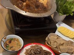 -聚首堂·特色小吃·肘子(什刹海德胜门店)