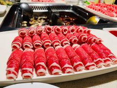 -海底捞火锅鲜切牛肉主题店(长寿路店)