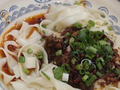 -雷祖芳老妈蹄花店