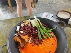-黄潇洒老火锅(九眼桥宏济巷店)