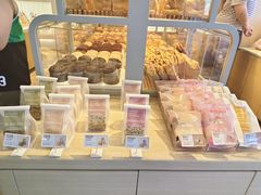 -好利来(新华百货店)