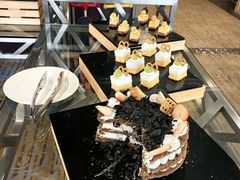 -汇泉王朝大饭店-旋转餐厅(南海路店)