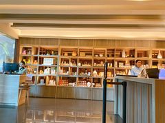 -Let’s Relax Spa(Terminal 21 Asok)