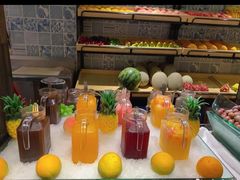 -领鲜活海鲜榴莲自助火锅(东门店)