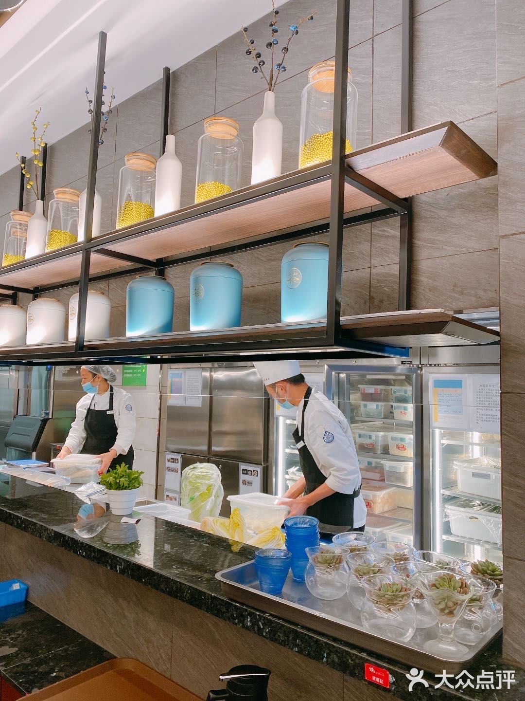 打卡北京必吃榜餐厅：捞王锅物料理