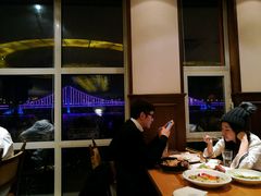 -LENBACH兰巴赫西餐啤酒坊(大连星海广场店)