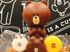 -LINE FRIENDS Garosu-gil Flagship Store