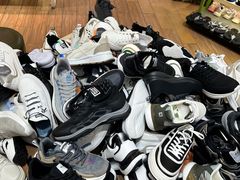 -大脚丫鞋服批发(真光店)