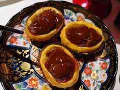 一口鲍鱼酥-三号黄浦会Canton Table