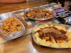 -乐兔串工坊·炖肠(万达店)