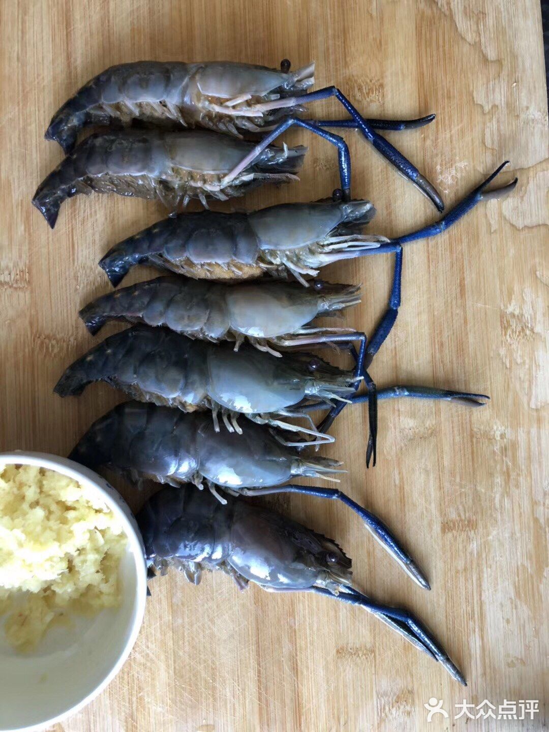 大的虾还是蒸着吃味道好