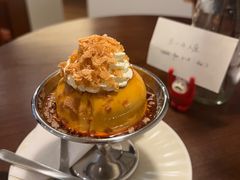 -Café Monson