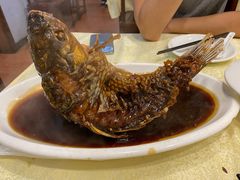 罾蹦鲤鱼-奥华餐厅·老张记(台基厂店)