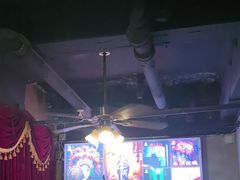 -荒岛实景沉浸密室(江汉路1店)