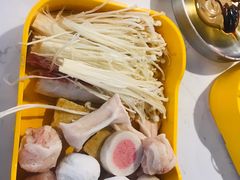 -运气牛自助酱大骨火锅(南京东路店)