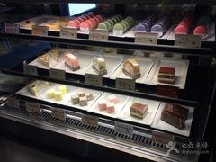 -麦当劳(新世纪环球中心店)