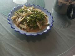 凉拌藕芽-鲜鱼居饭店