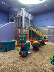 点击看大图 -嗨贝天地亲子乐园 · 生日派对·VR对战(万象城店)