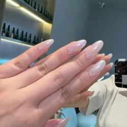 -蜜丝卡伦美甲美睫半永久