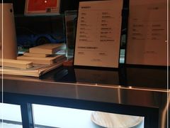 -Punchline Coffee&Roaster(同济大学店)