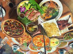 -老滇山寨•云南特色菜•地方菜•民族风情歌舞表演(金碧店)