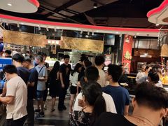 等位区-四海一家自助餐(益田假日广场店)