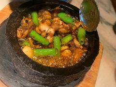 石锅杭椒牛蛙-桂满陇-西湖船宴(西单大悦城店)