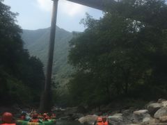 -雅鲁激流探险漂流